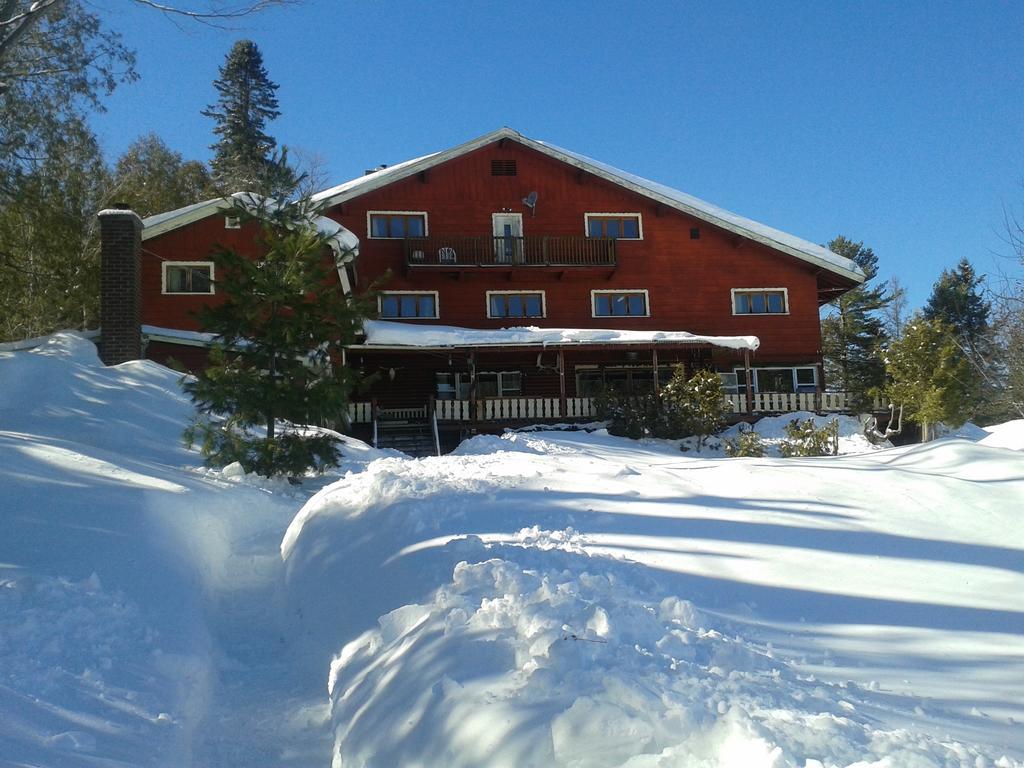 Auberge The Parker'S Lodge Inn Val-David Exterior foto